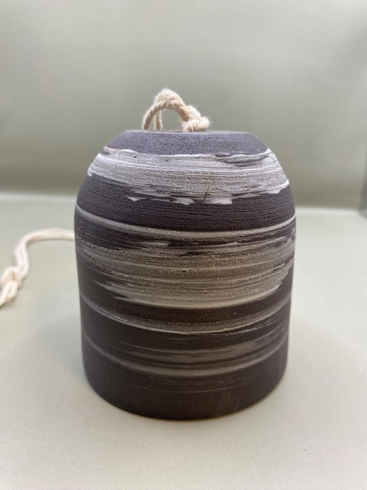 פעמון מחימר שחור