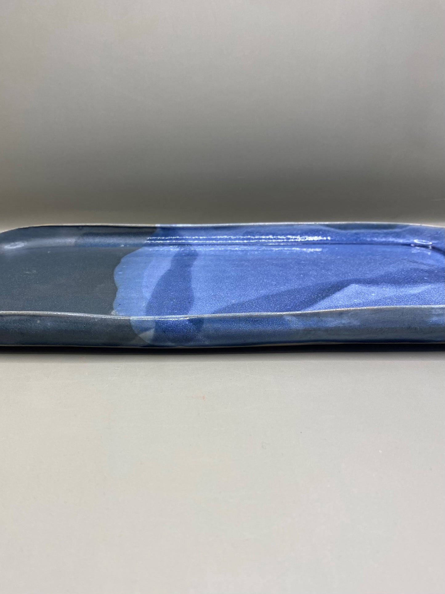 מגש מלבן כחול