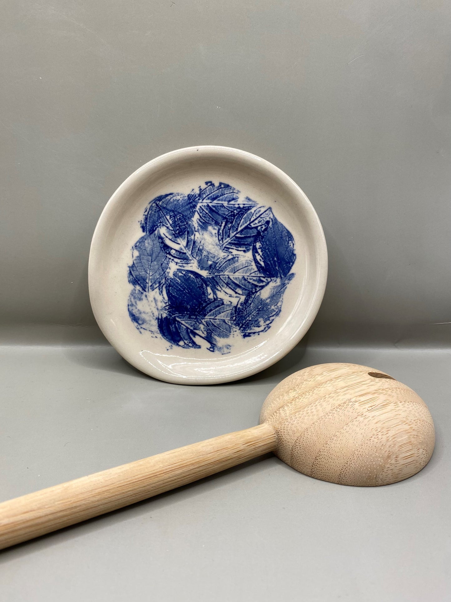 צלוחית לכף עלים