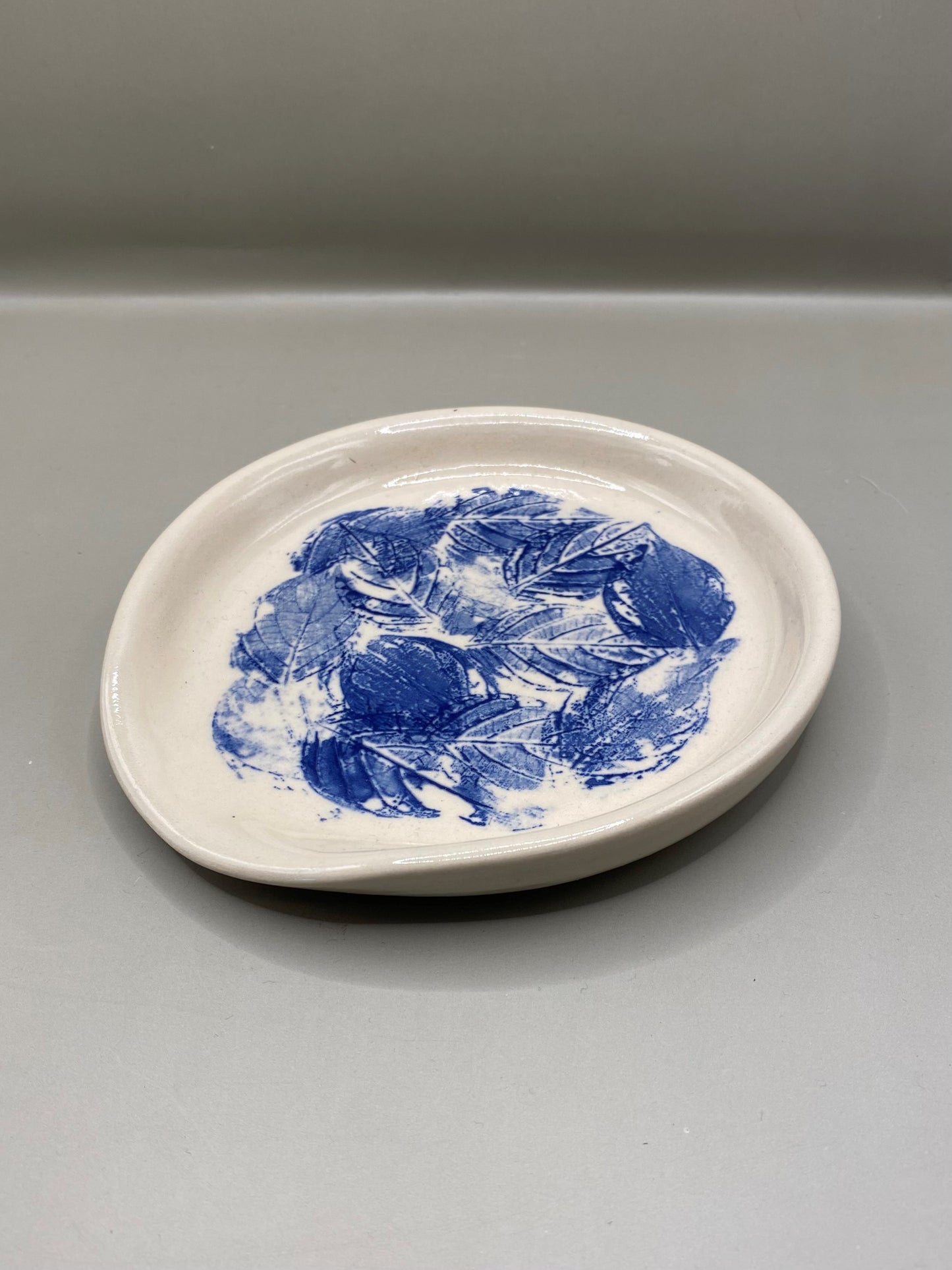 צלוחית לכף עלים