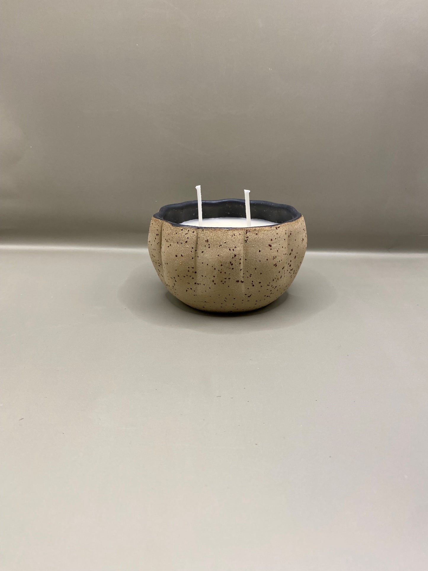 כלי ונר בריח לבנדר עבודת יד